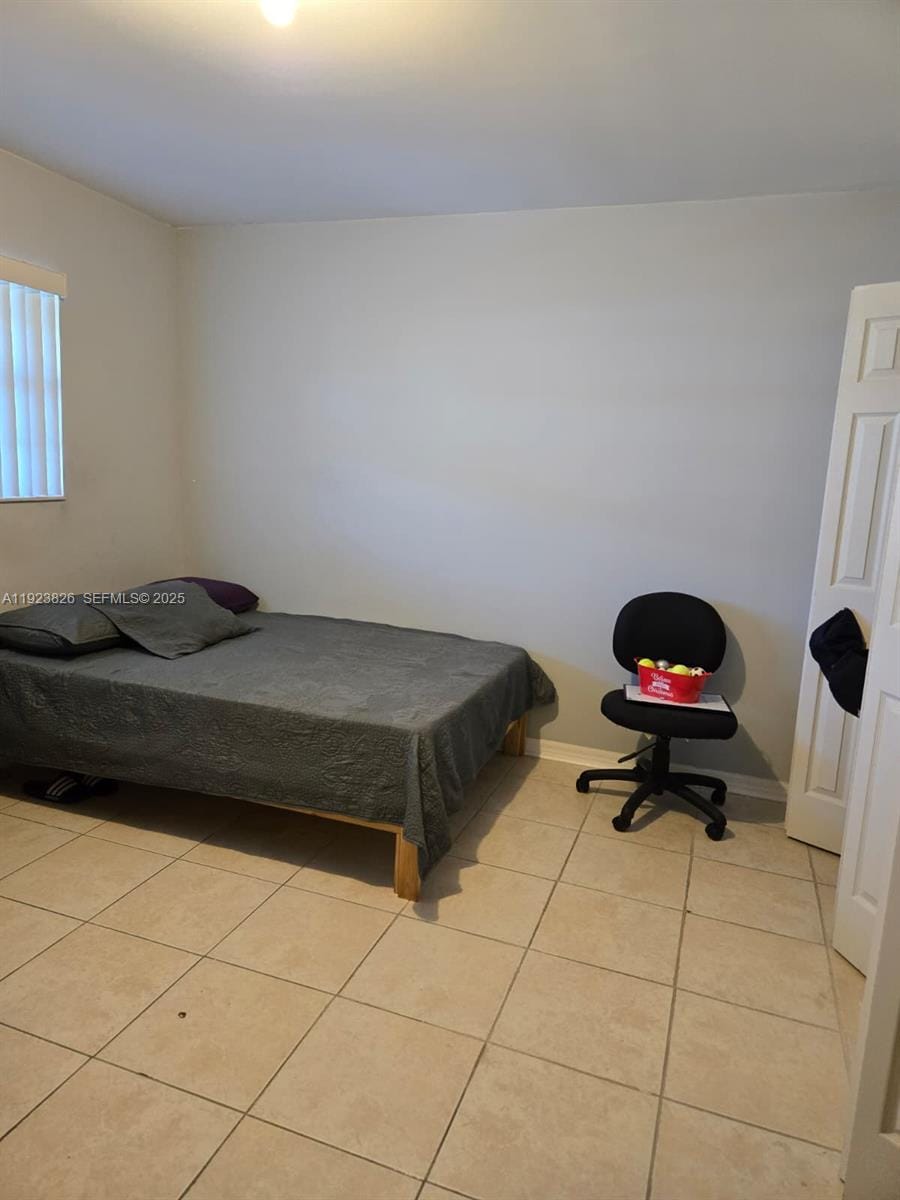 7837 Golf Cir Drive 310 — photo 4