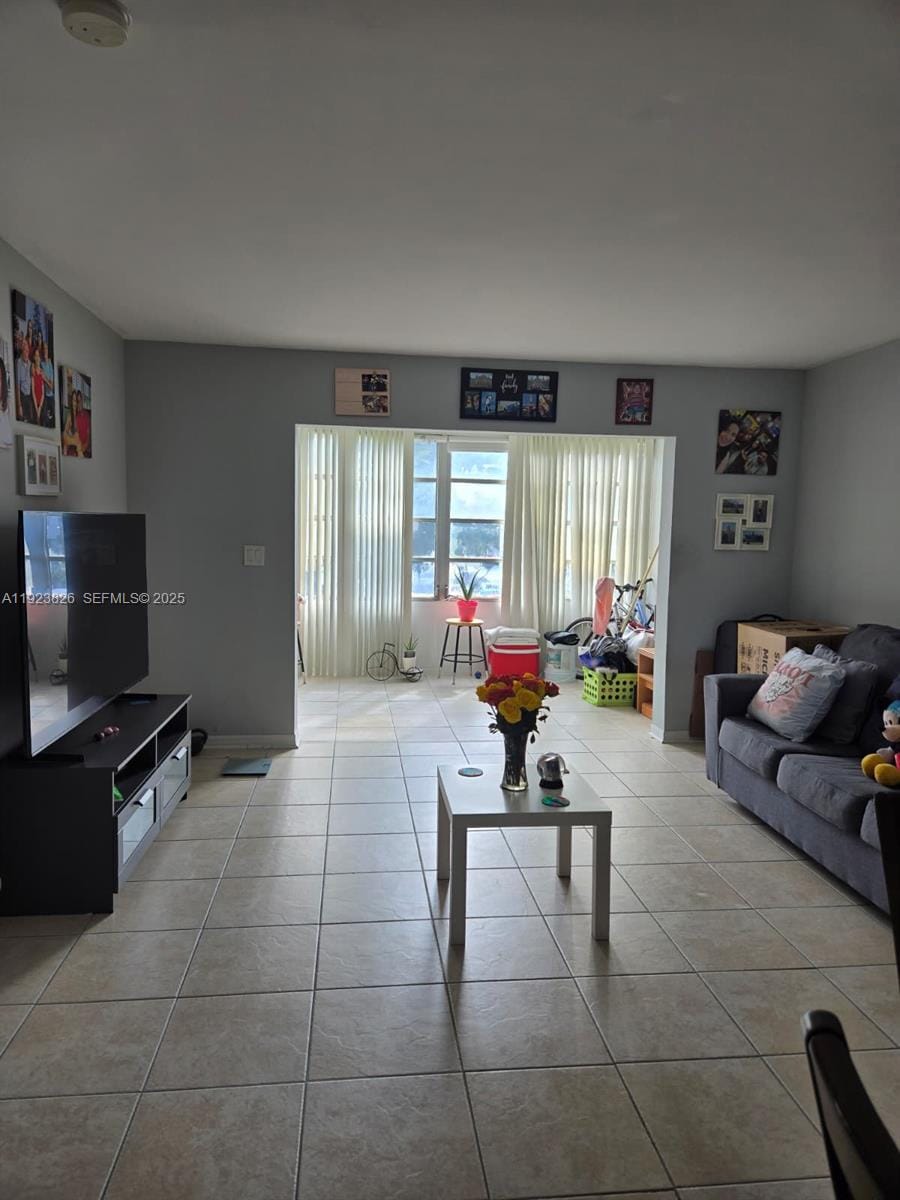 7837 Golf Cir Drive 310 — photo 7