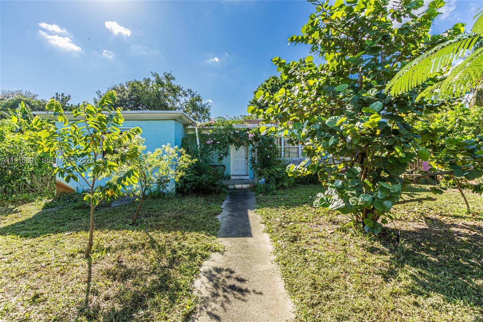 1264 NE 156th Street, North Miami Beach, FL 33162