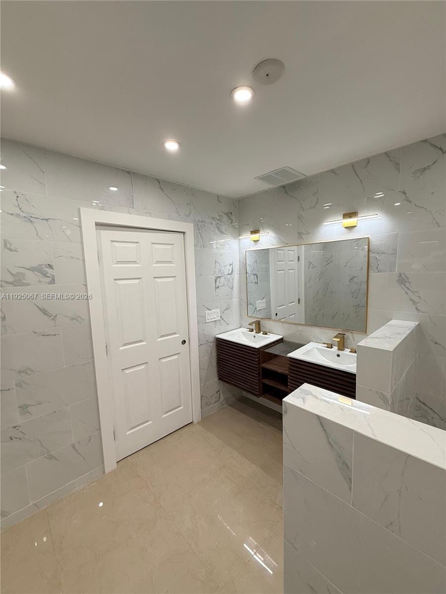 1007 NW 120th Street — photo 8