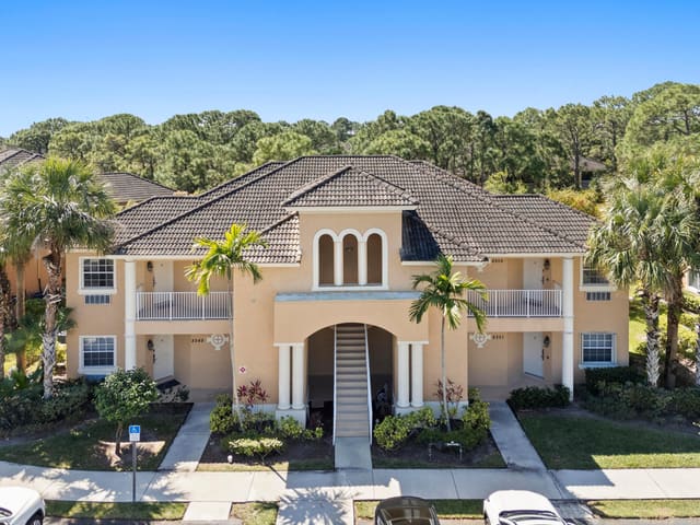 8255 Mulligan Circle 3422, Port St. Lucie, FL 34986