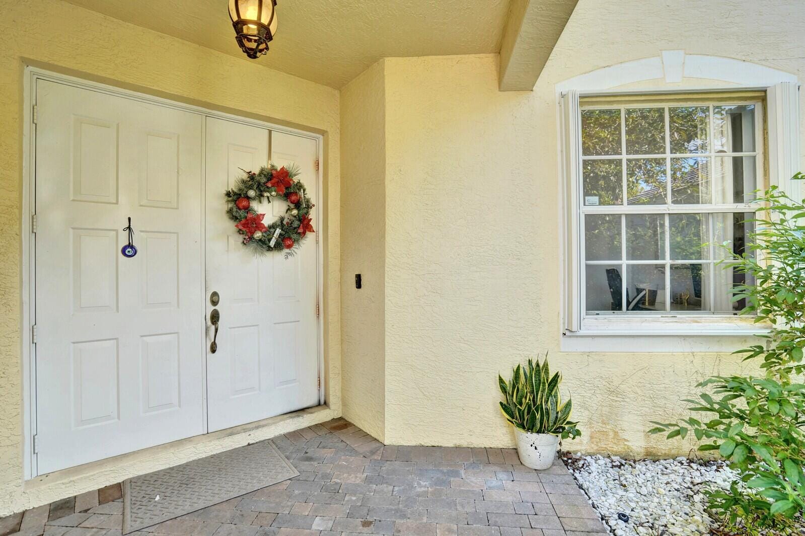 130 Canterbury Place, Royal Palm Beach, FL 33414 photo 5
