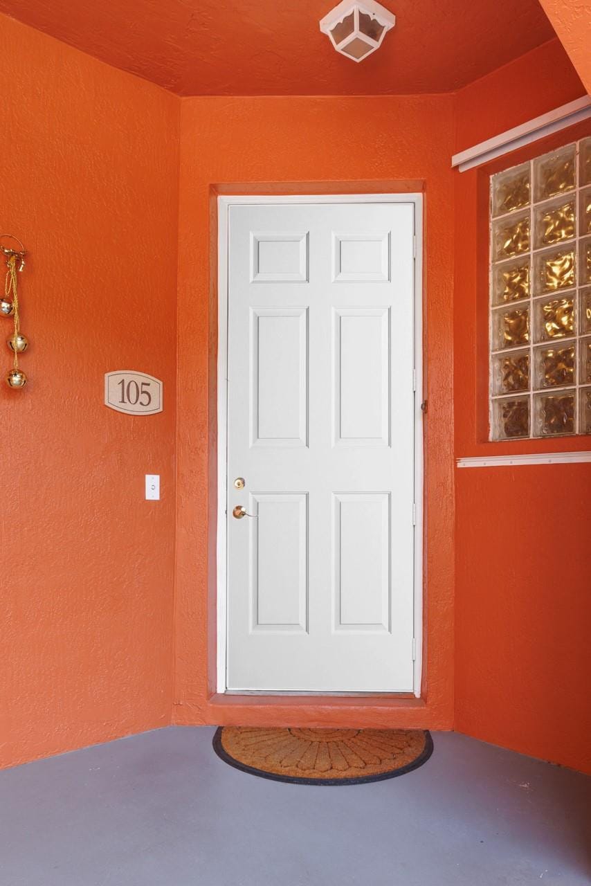 55 SE Palermo Court 105 — photo 4