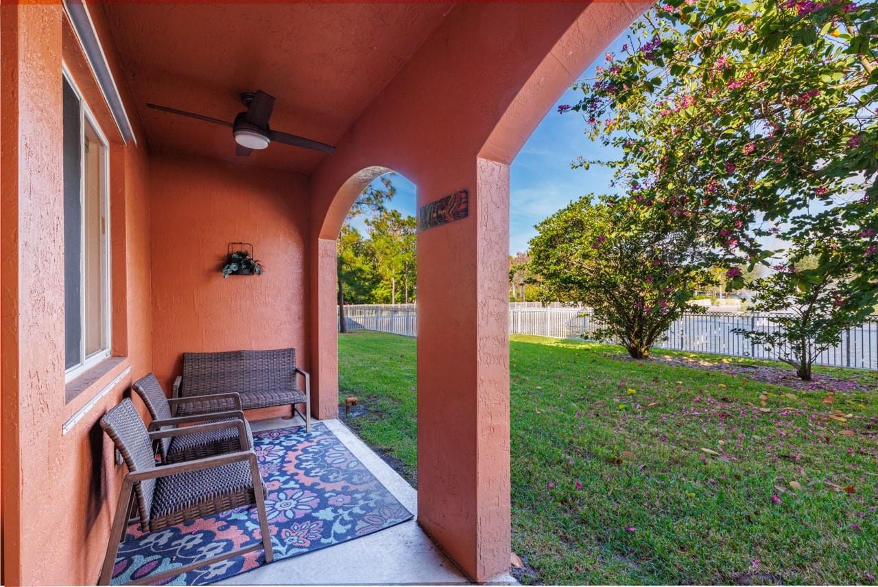 55 SE Palermo Court 105 — photo 7