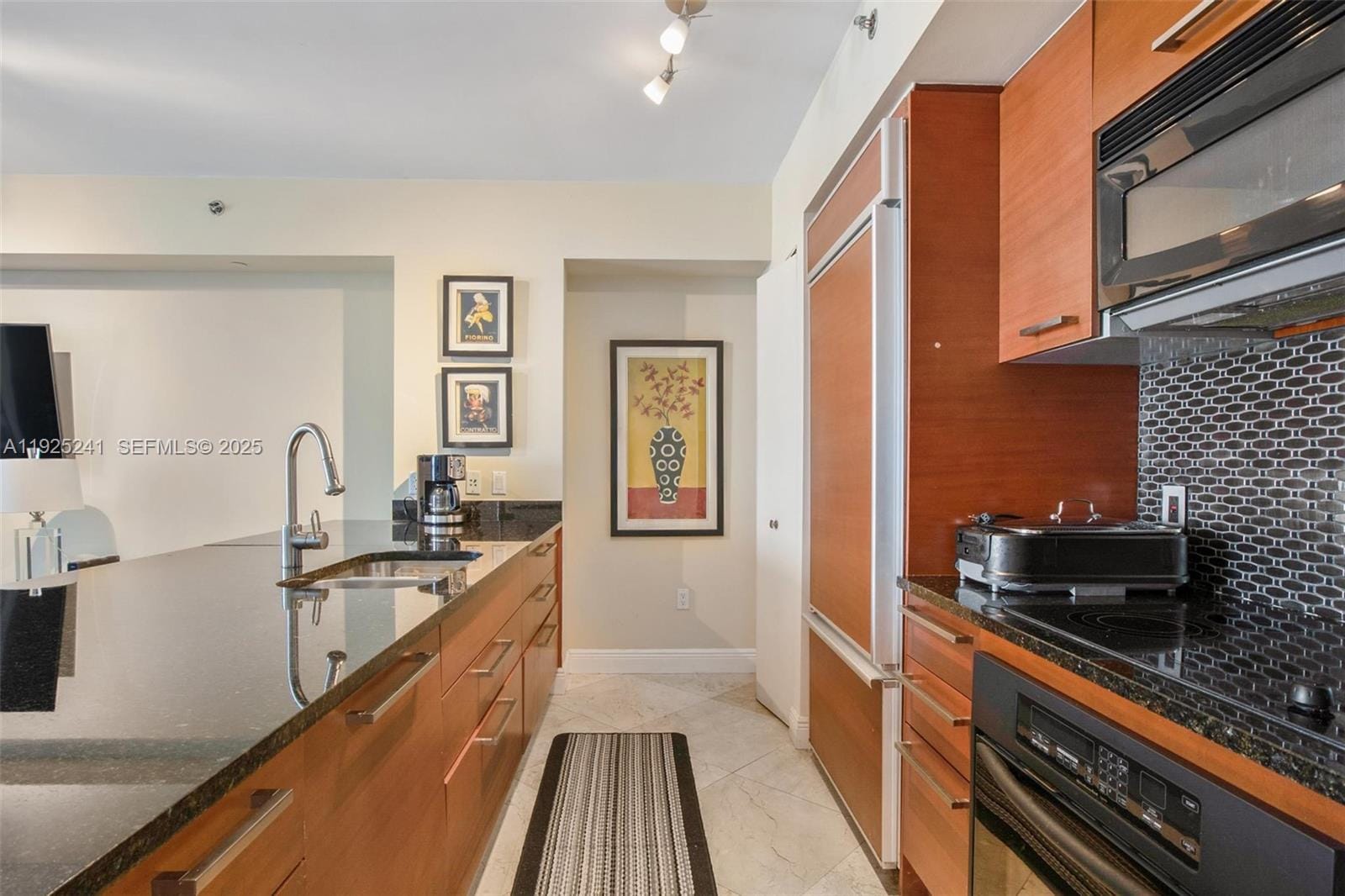 1830 S Ocean Drive 2212, Hallandale Beach, FL 33009 photo 5