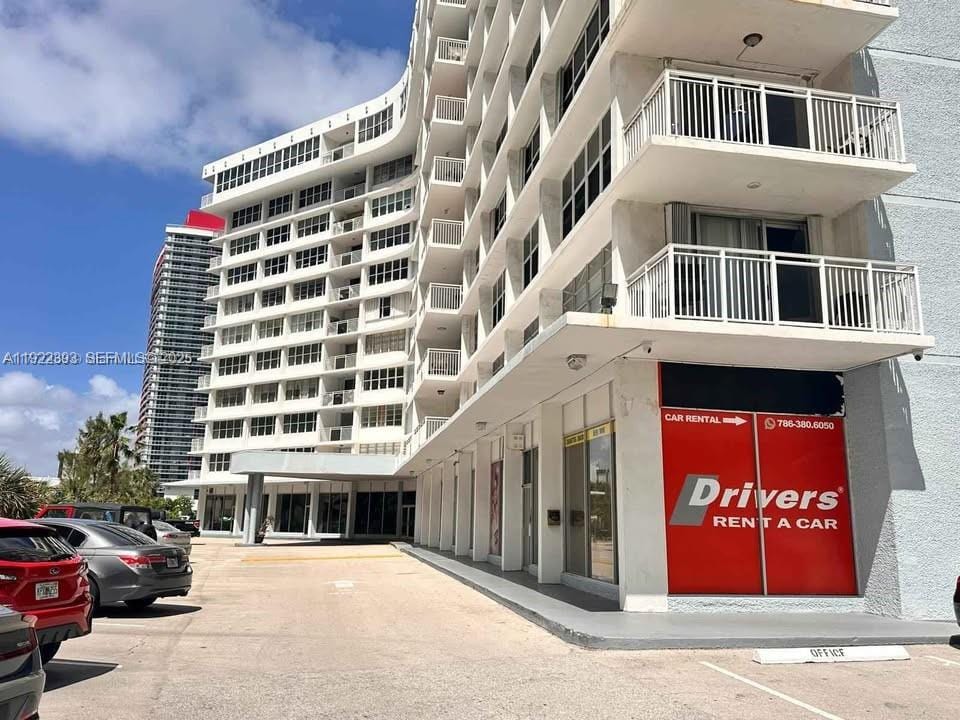 1801 S Ocean Drive 237, Hallandale Beach, FL 33009