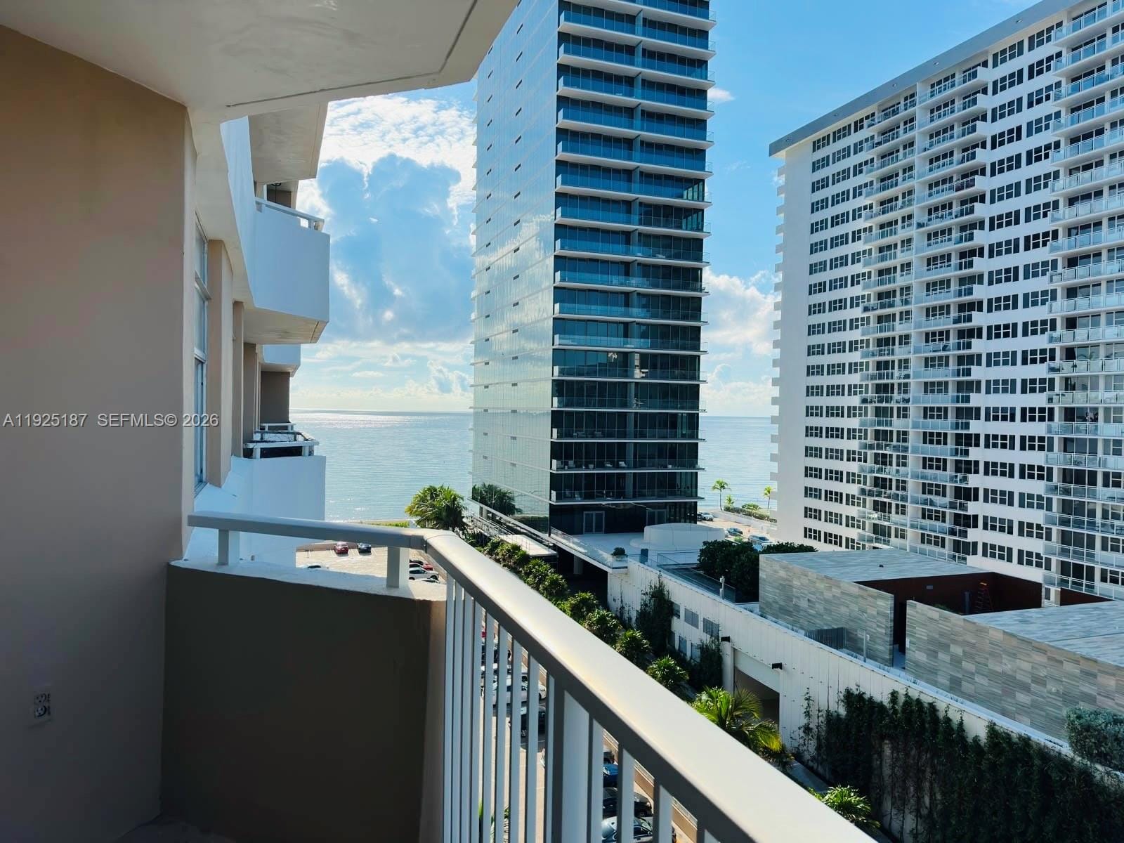1980 S Ocean Drive 8N, Hallandale Beach, FL 33009 photo 1
