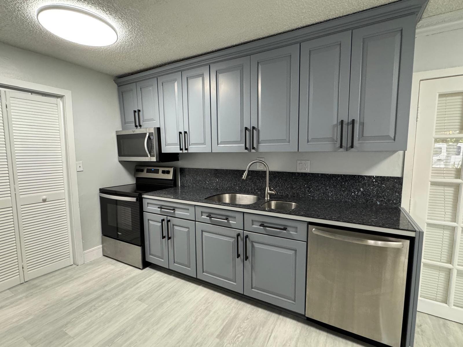 6100 NE 4th Avenue — photo 5