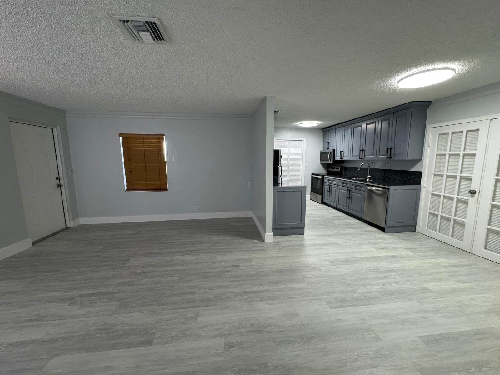 6100 NE 4th Avenue — photo 10