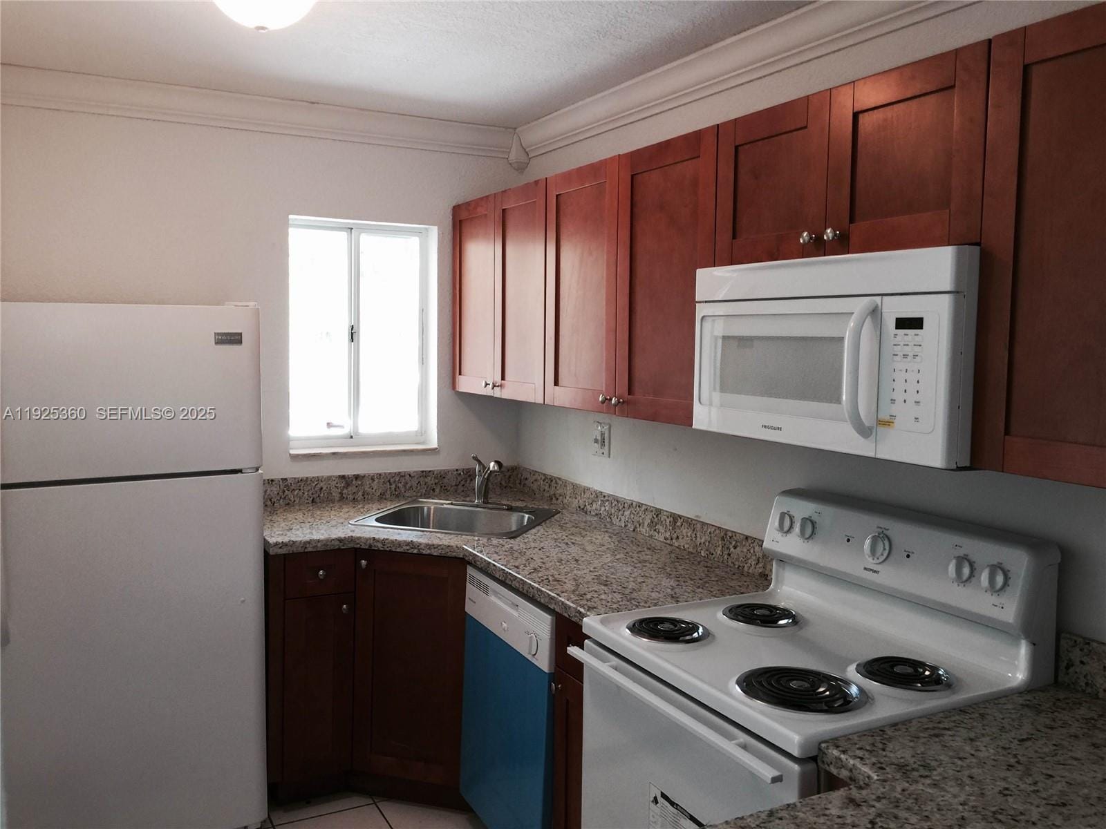 2780 W 76th Street 205, Hialeah, FL 33016