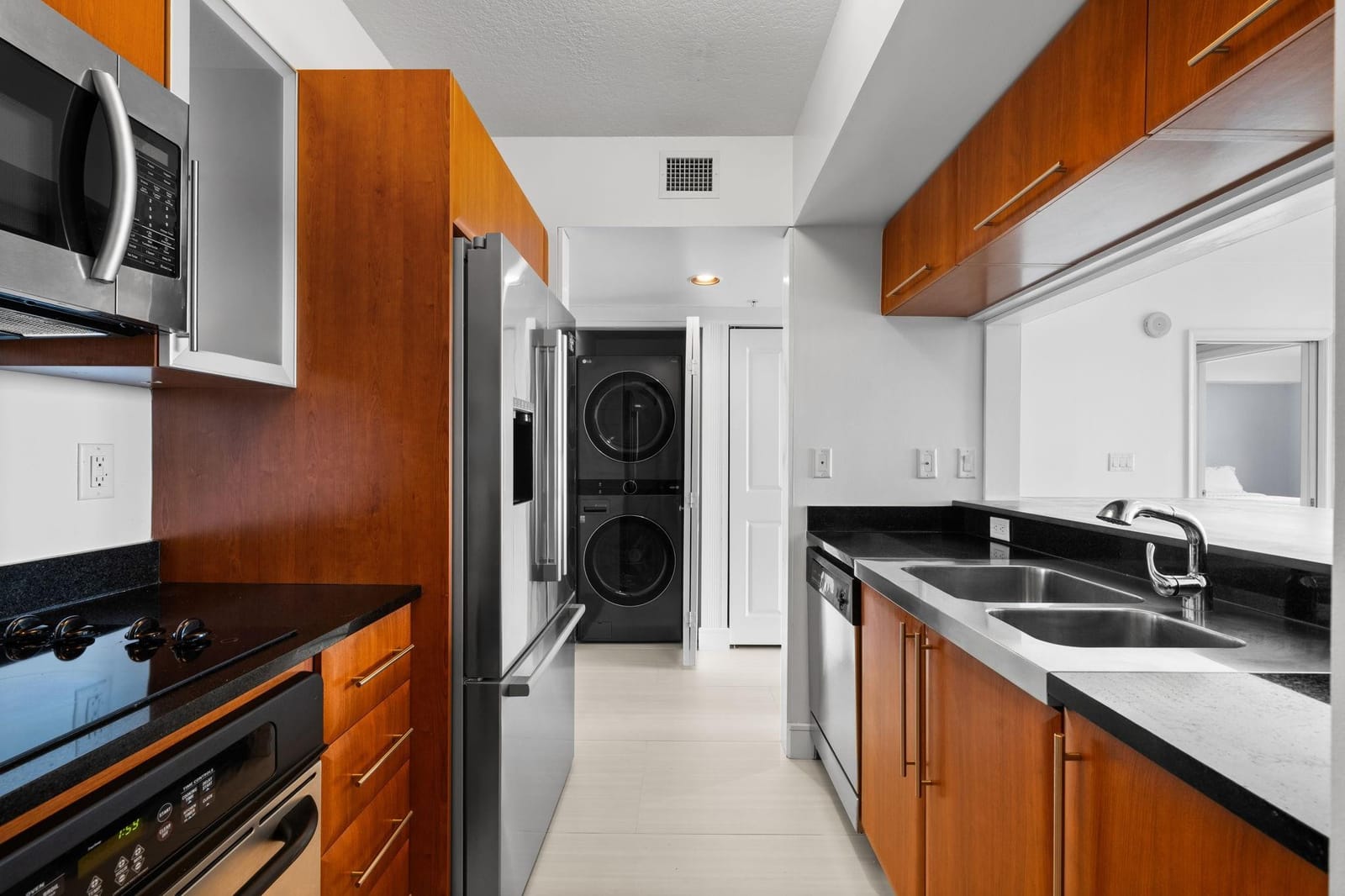 610 W Las Olas Boulevard 1621 — photo 7