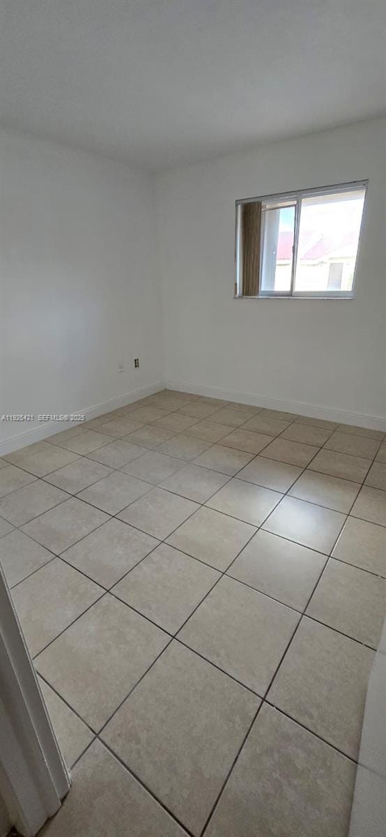 560 NW 82nd Place 303, Miami, FL 33126 photo 6