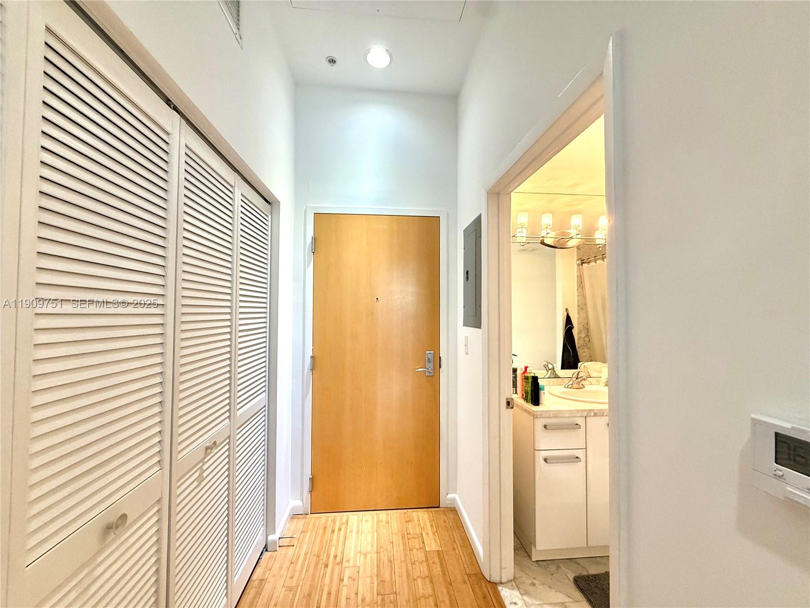 253 NE 2nd Street 219, Miami, FL 33132 photo 10