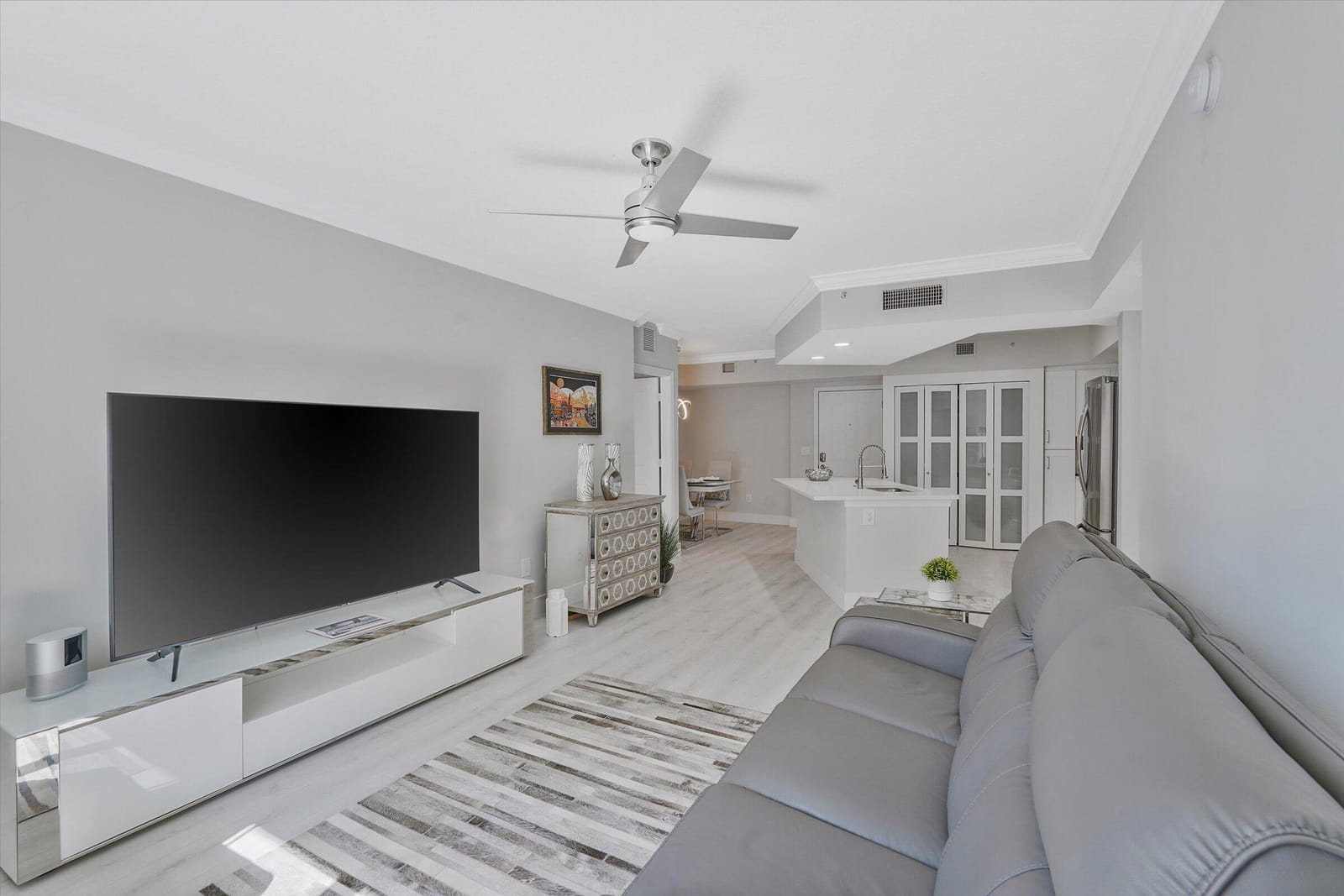 600 S Dixie Highway 637, West Palm Beach, FL 33401 photo 19