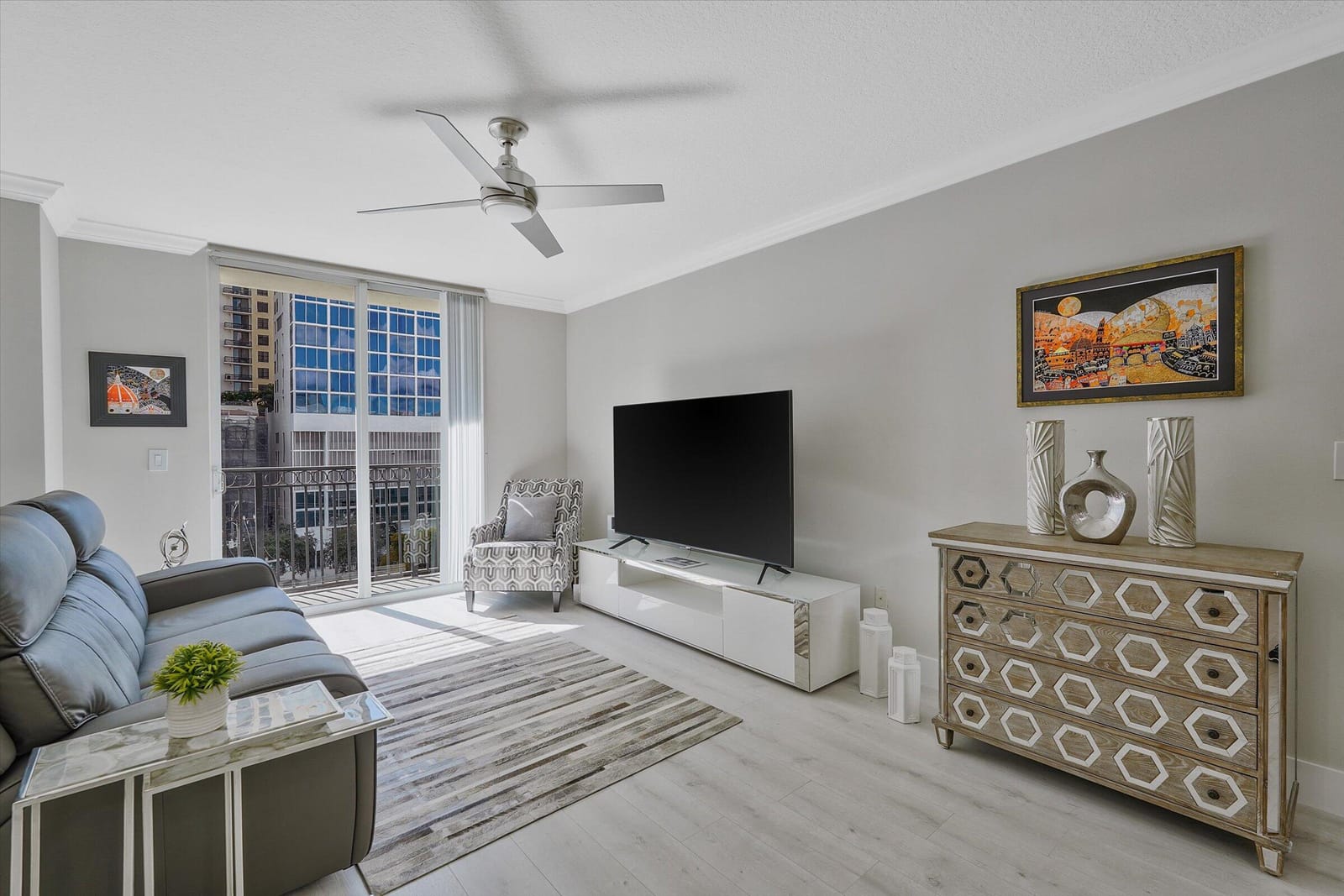 600 S Dixie Highway 637 — photo 5