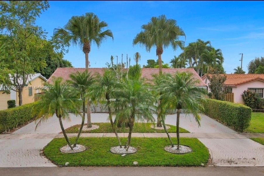 5500 Buchanan Street, Hollywood, FL 33021