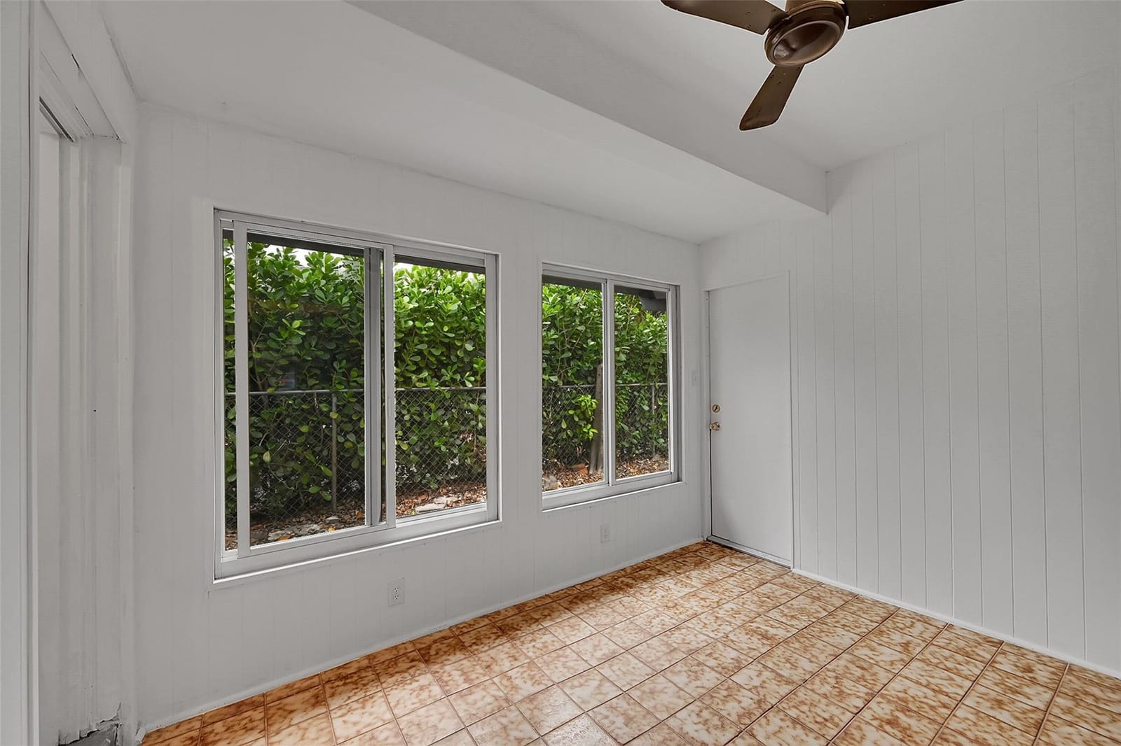 3280 NE 15th Avenue, Oakland Park, FL 33334 photo 13