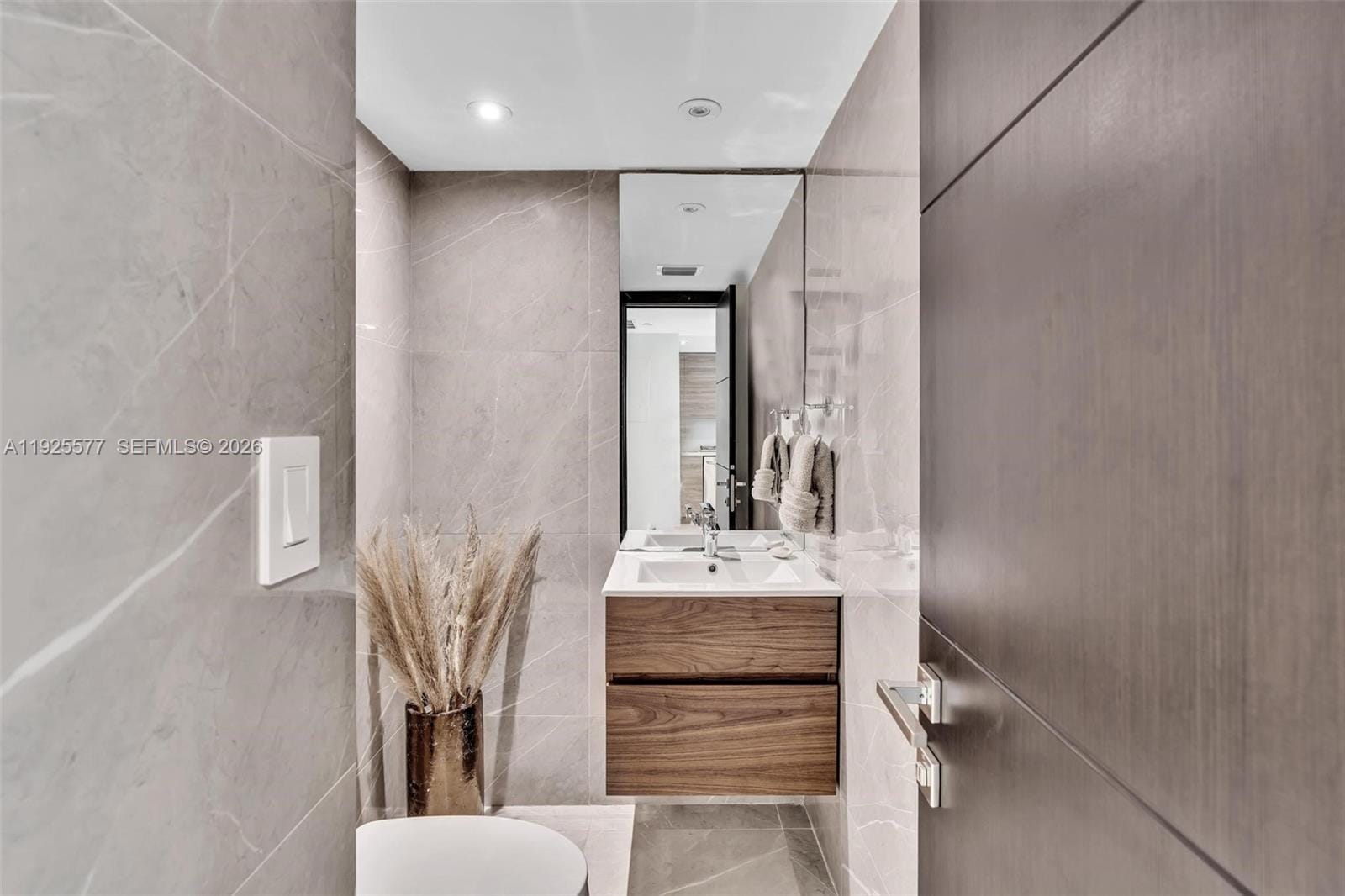 1865 Brickell Avenue A703 — photo 10