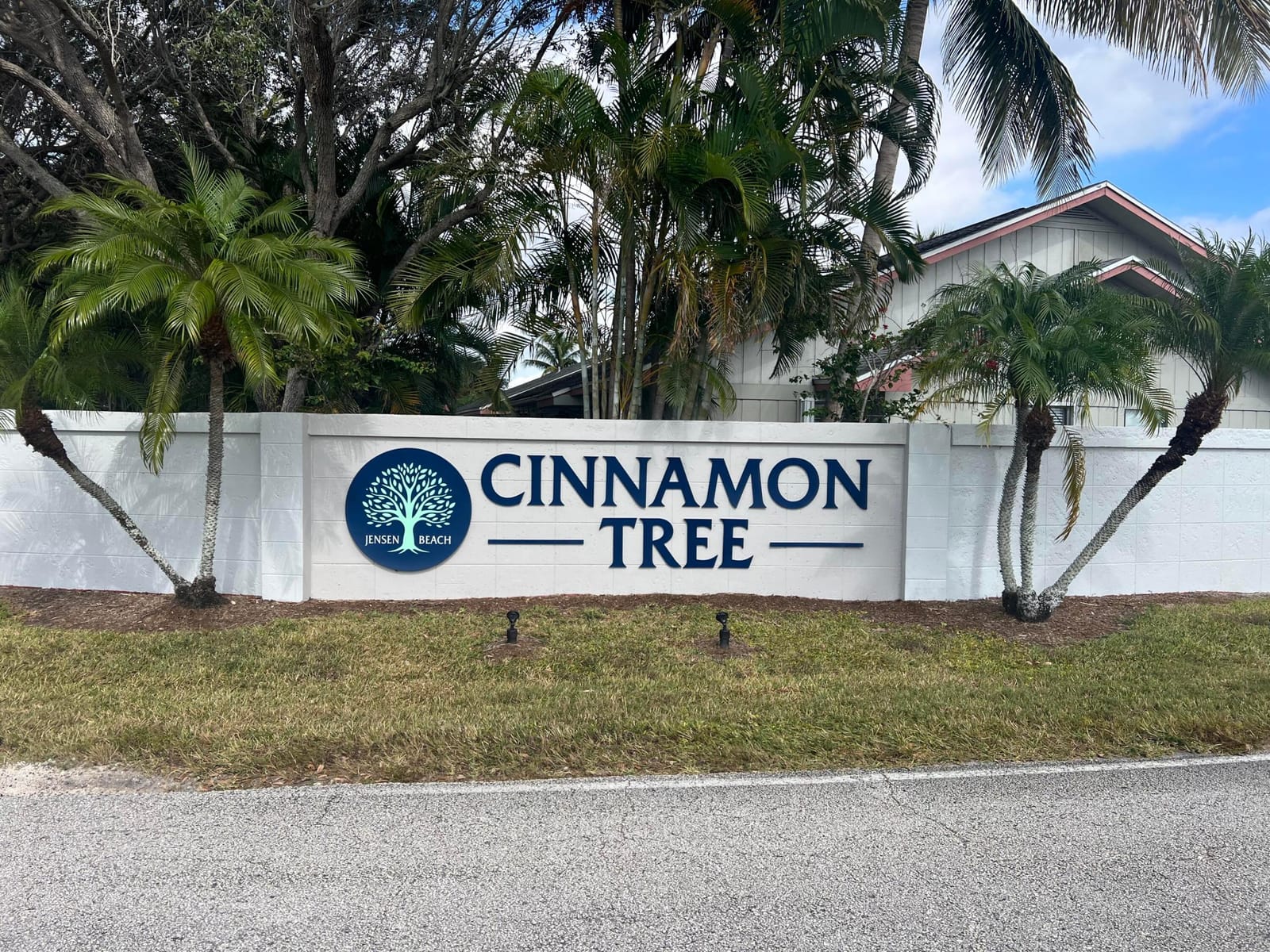 3904 NW Cinnamon Tree Circle, Jensen Beach, FL 34957 photo 2