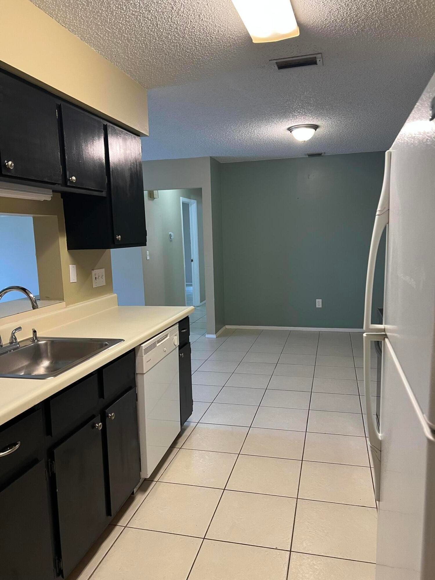 3904 NW Cinnamon Tree Circle, Jensen Beach, FL 34957 photo 9