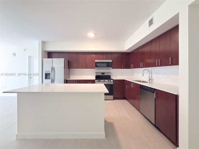 11239 NW 4th Terrace C1.2, Sweetwater, FL 33172