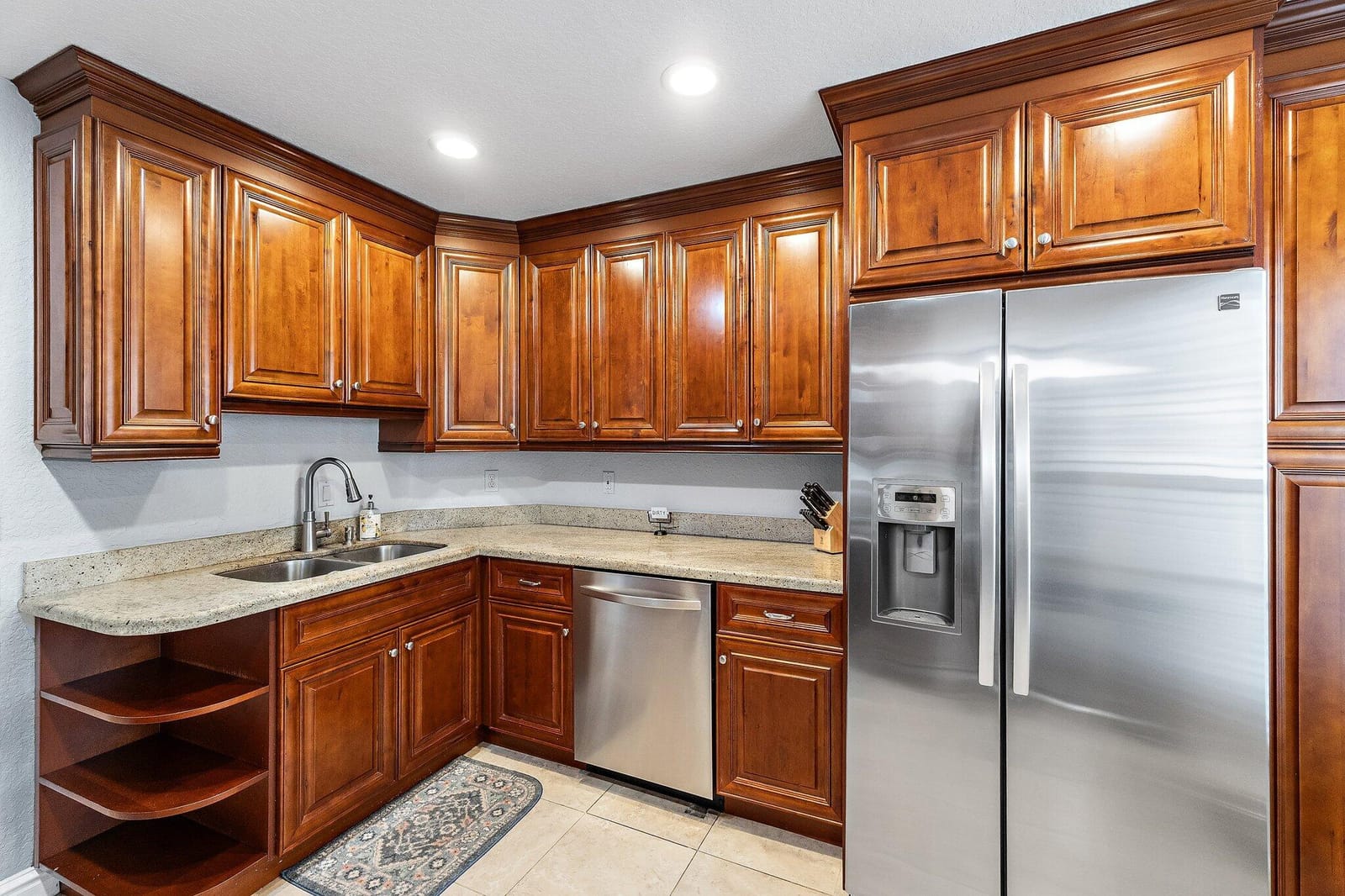 114 Pennock Landing Circle — photo 12