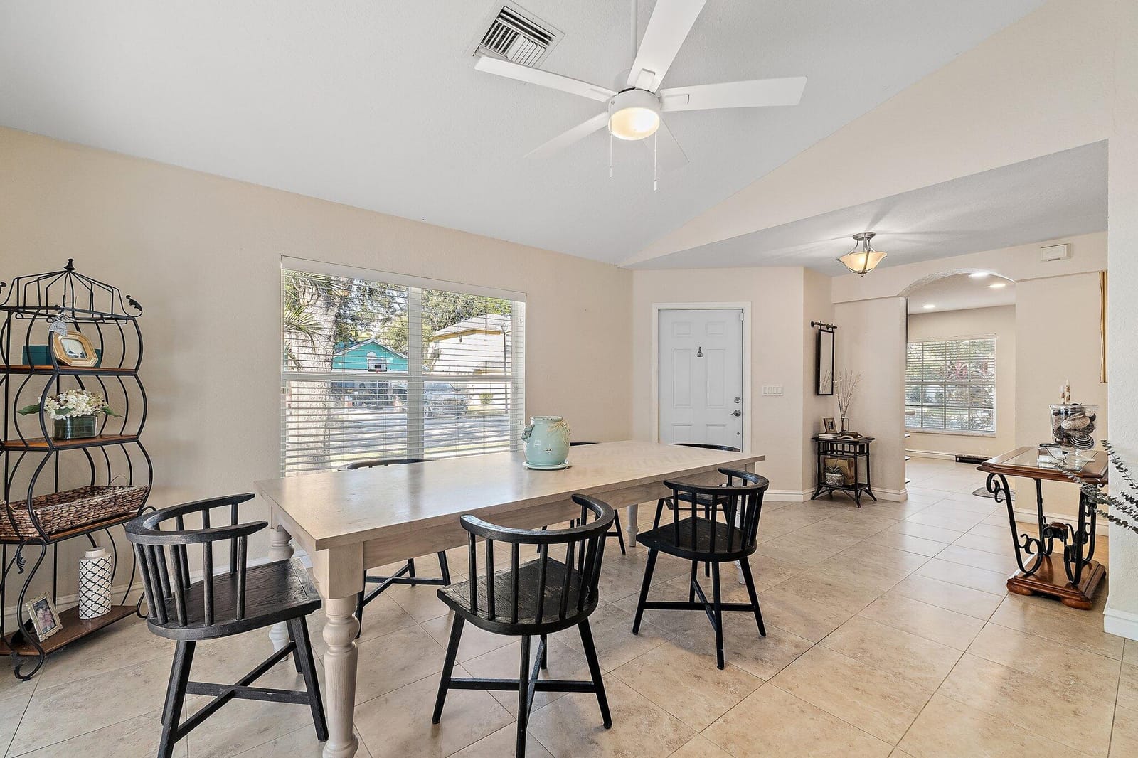 114 Pennock Landing Circle — photo 4