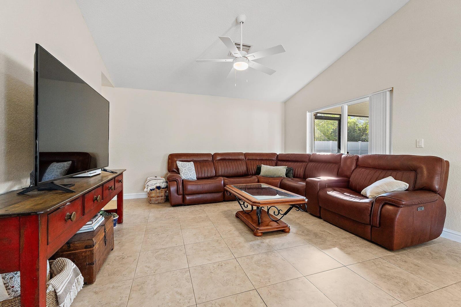 114 Pennock Landing Circle — photo 8