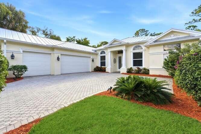 1030 SW Blue Stem Way, Stuart, FL 34997 photo 4