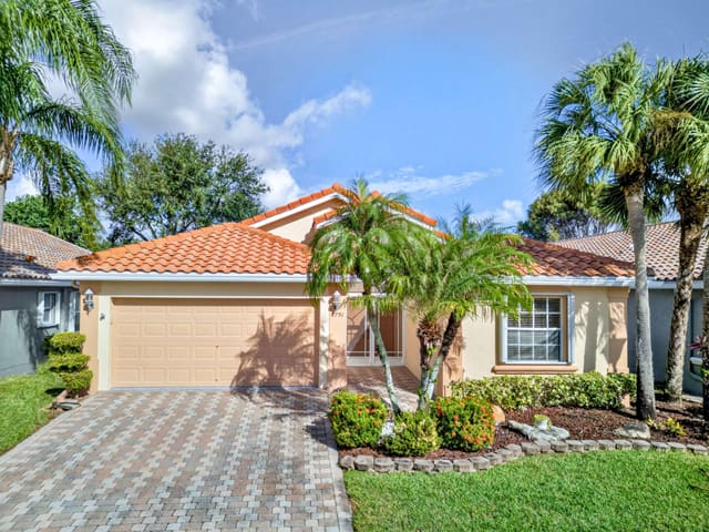 7791 Campania Drive, sold in Tuscany Par A/B, Boynton Beach, FL