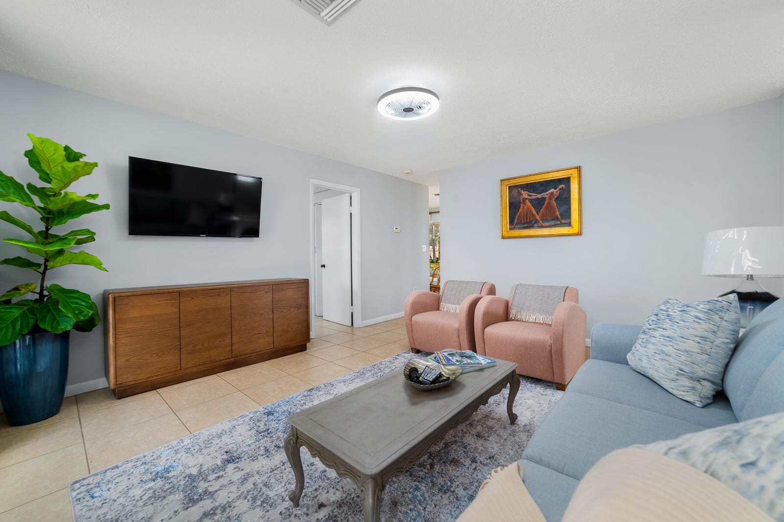 9356 Bloomfield Drive — photo 2
