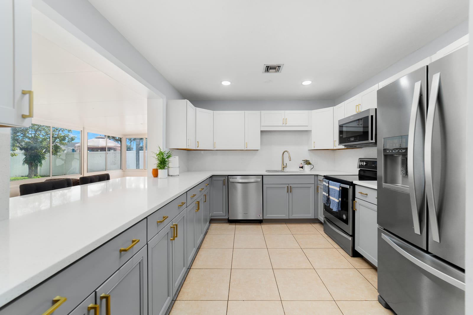 9356 Bloomfield Drive — photo 6