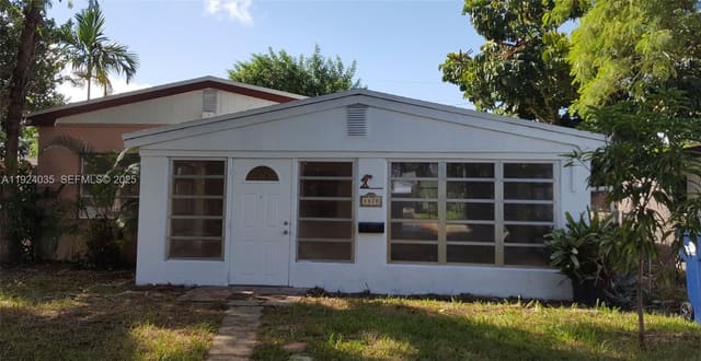 1870 NE 179th Street, North Miami Beach, FL 33162