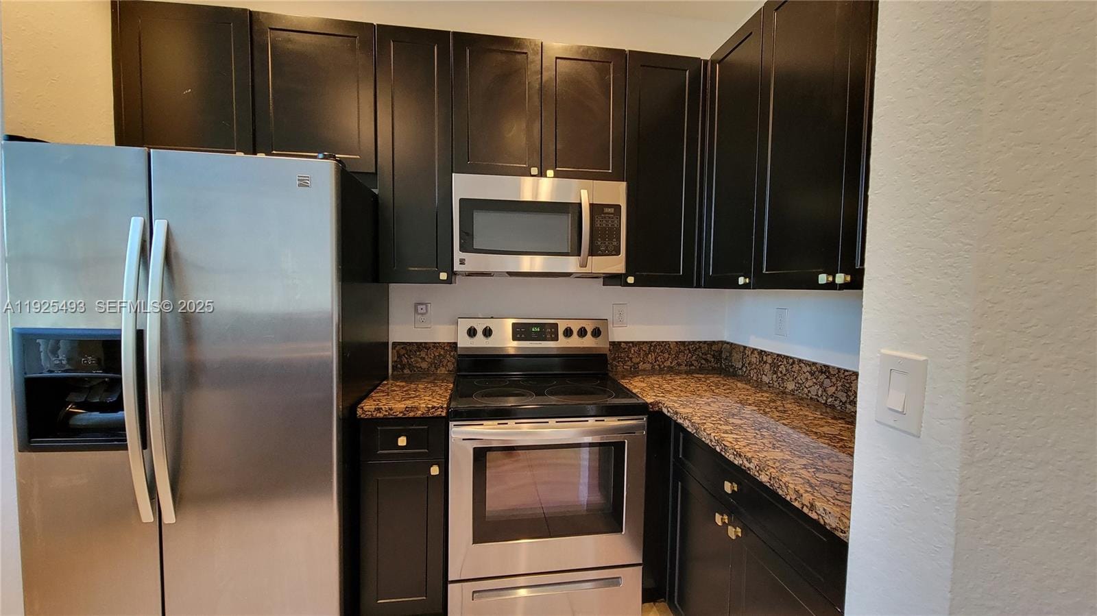 12600 SW 50th Court 437 — photo 6
