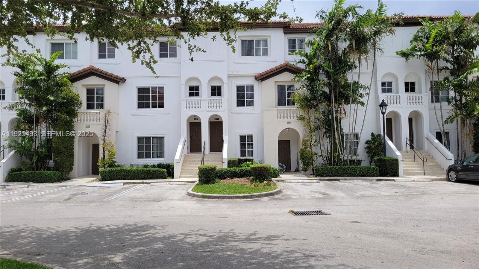 12600 SW 50th Court 437