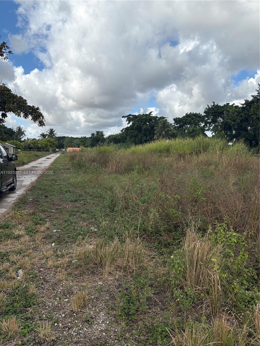 Krome Avenue — photo 2