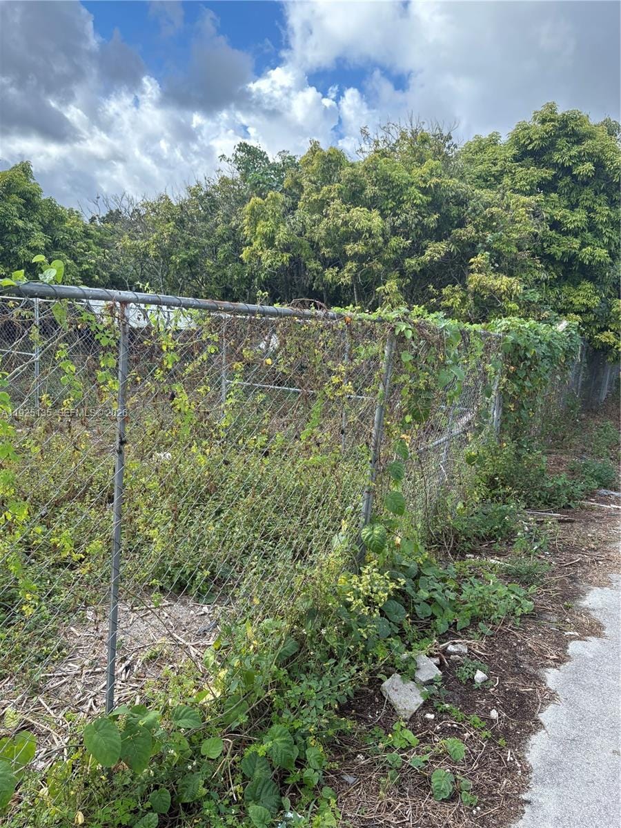 Krome Avenue — photo 8