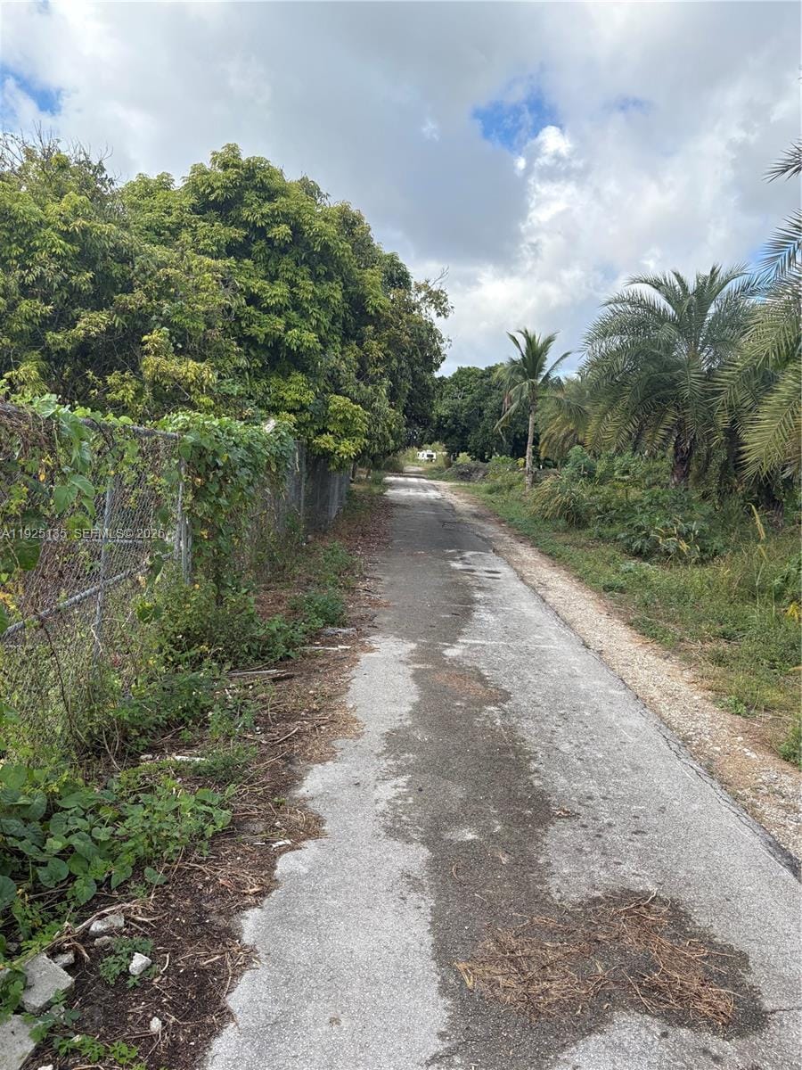 Krome Avenue — photo 9