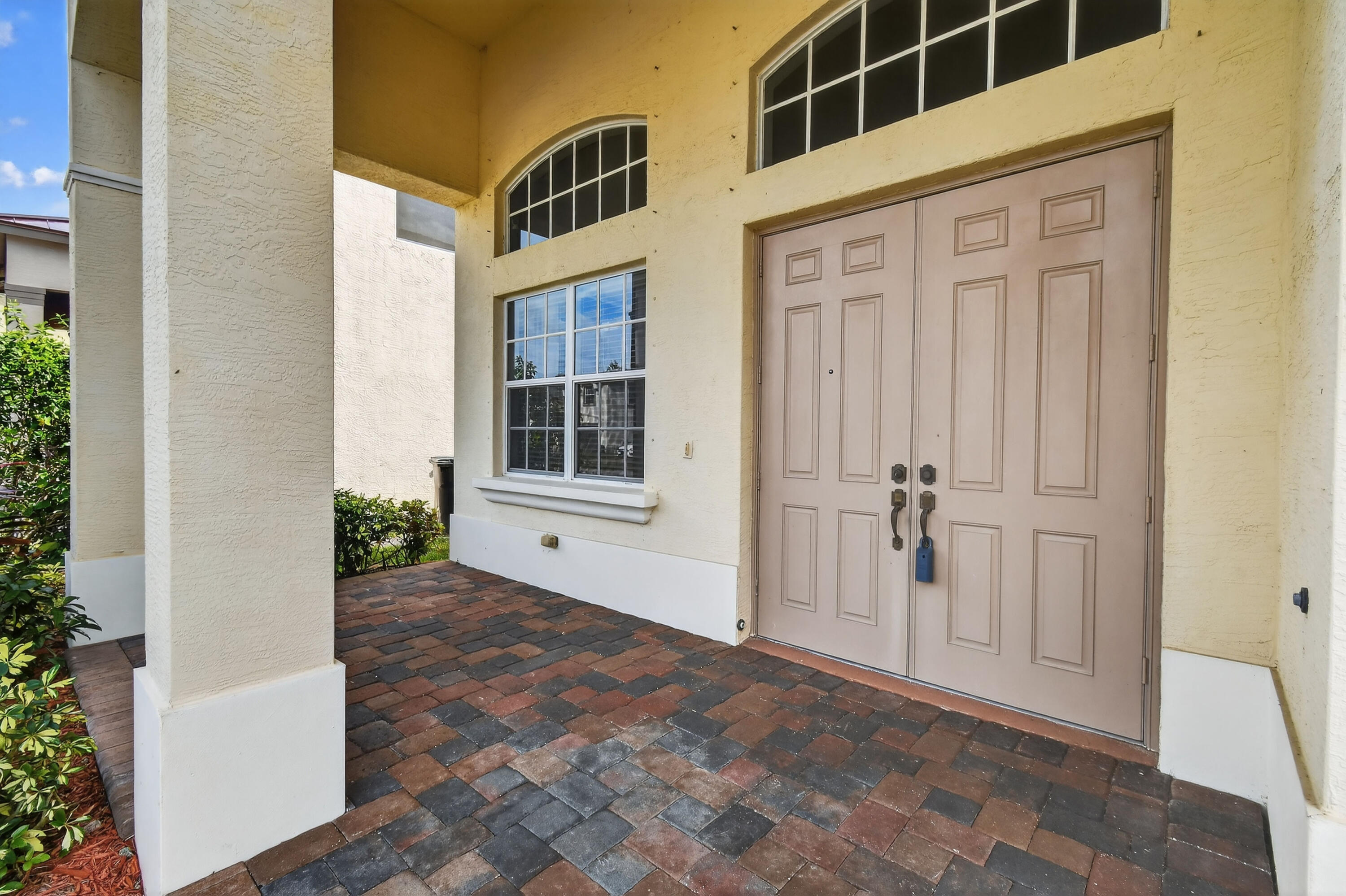2205 SW Newport Isles Boulevard — photo 3