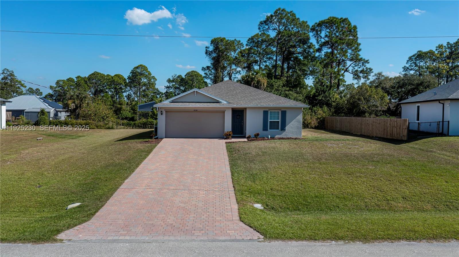 6058 S Moss Circle, LaBelle, FL 33935 photo 3