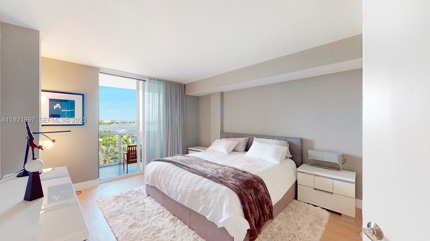 10275 Collins Avenue 724, Bal Harbour, FL 33154 photo 4