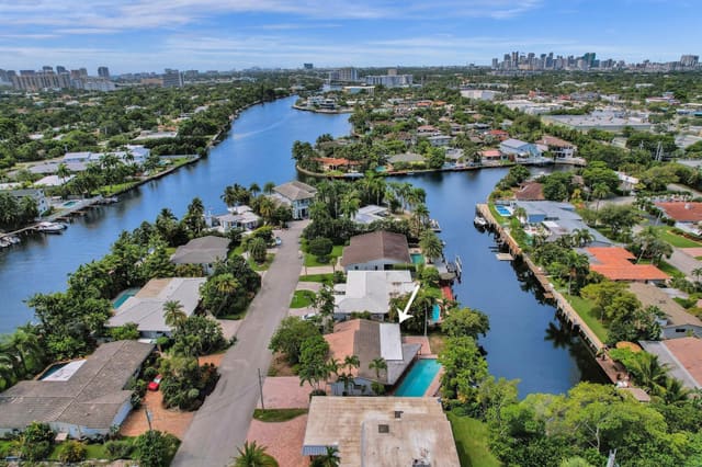 1801 NE 23rd Avenue, sold in Bal Harbour, Fort Lauderdale, FL