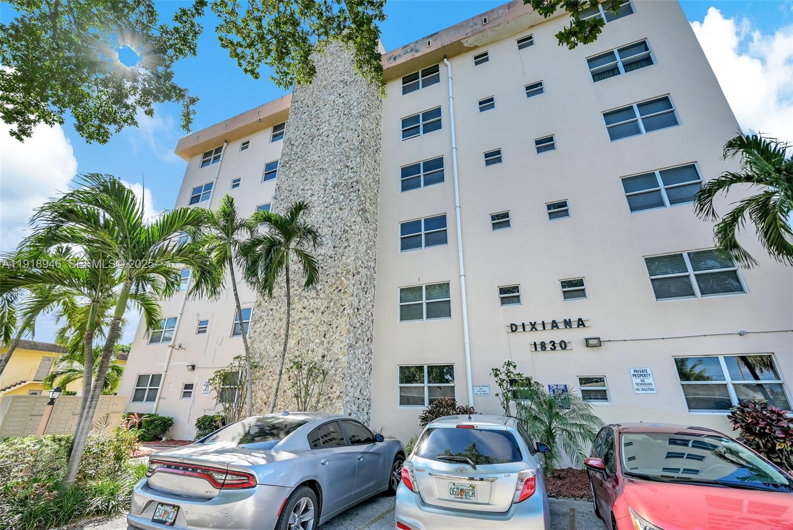 1830 Dixieanna Street 506, Hollywood, FL 33020, Hollywood
