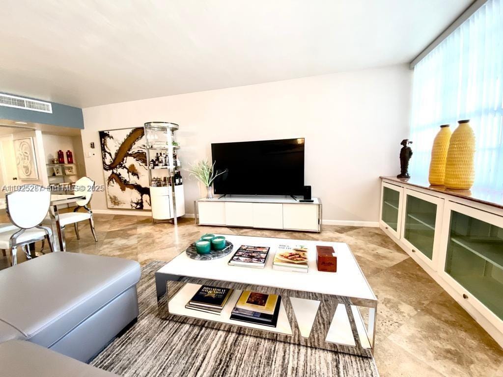 100 Lincoln Road 608 — photo 3