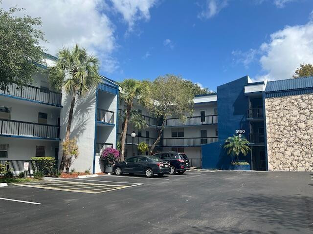 3150 Holiday Springs Boulevard 8-101, Margate, FL 33063, Margate