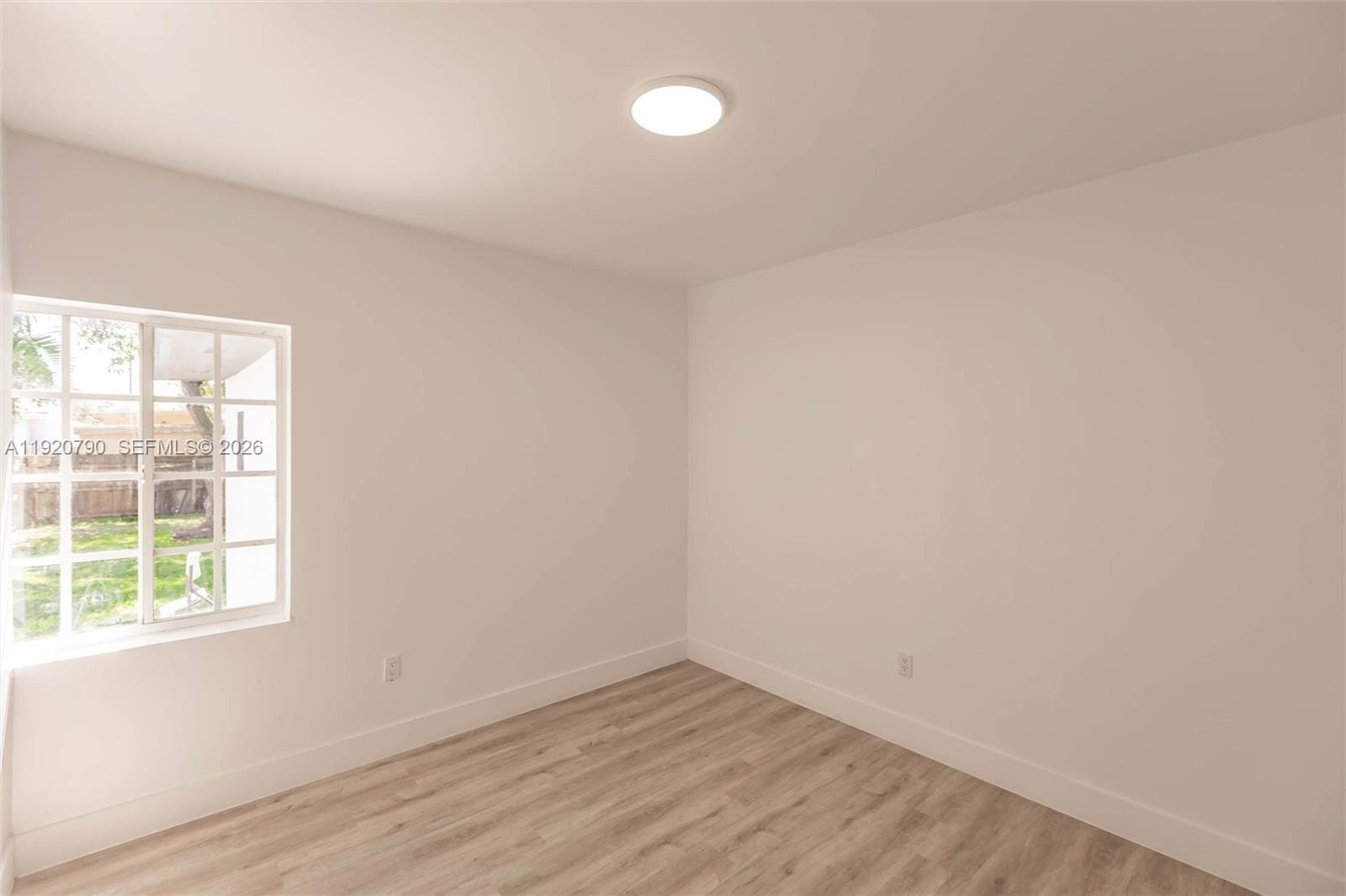 3180 NW 2nd Street, Miami, FL 33125 photo 12