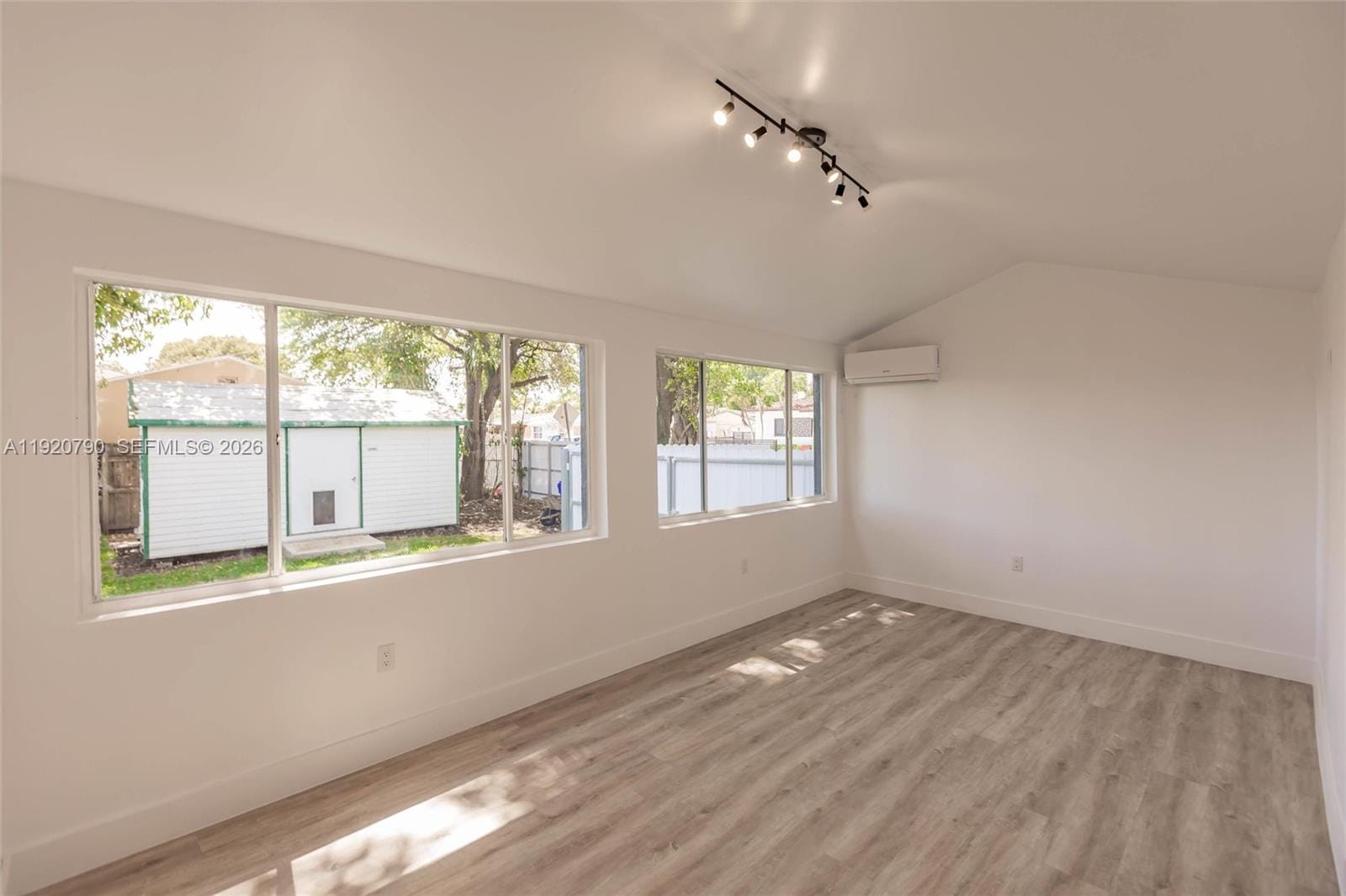3180 NW 2nd Street, Miami, FL 33125 photo 17