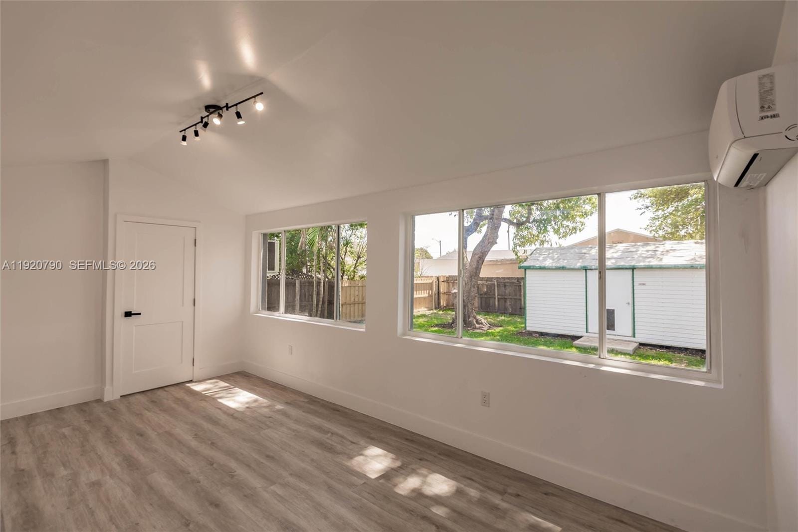 3180 NW 2nd Street, Miami, FL 33125 photo 18