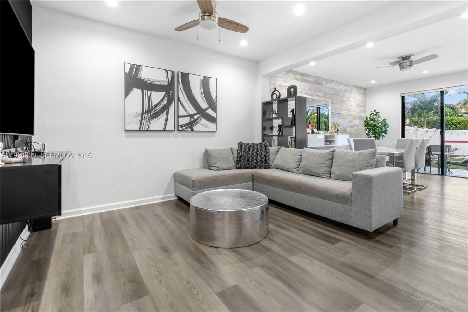 3337 W 91st Terrace, Hialeah, FL 33018