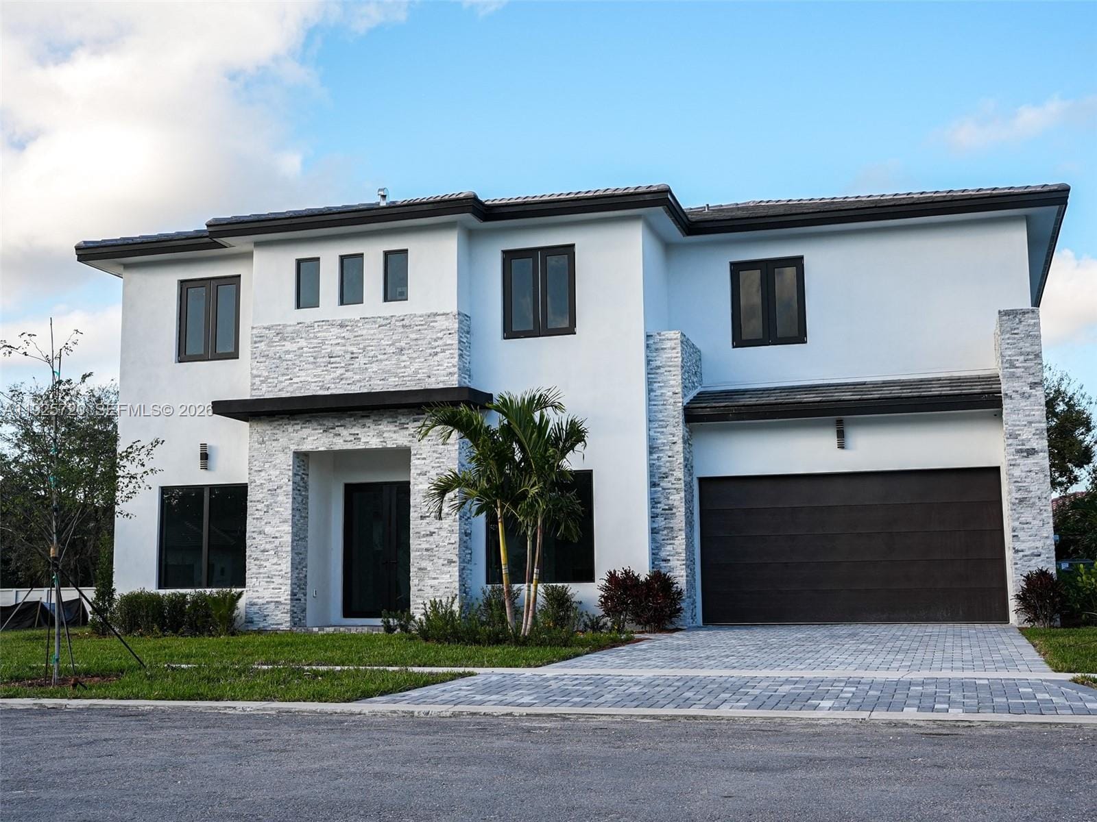 13083 Davie Oaks Drive, Davie, FL 33325